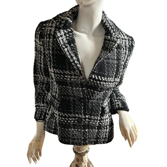 ❄️ 50% off winter Elie Tahari black classic tweed shoulder pad blazer 6 NEW - Picture 2 of 7